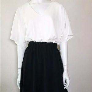 NWT $129 H Halston Dolman Sleeve V-Neck Dress Sz 2